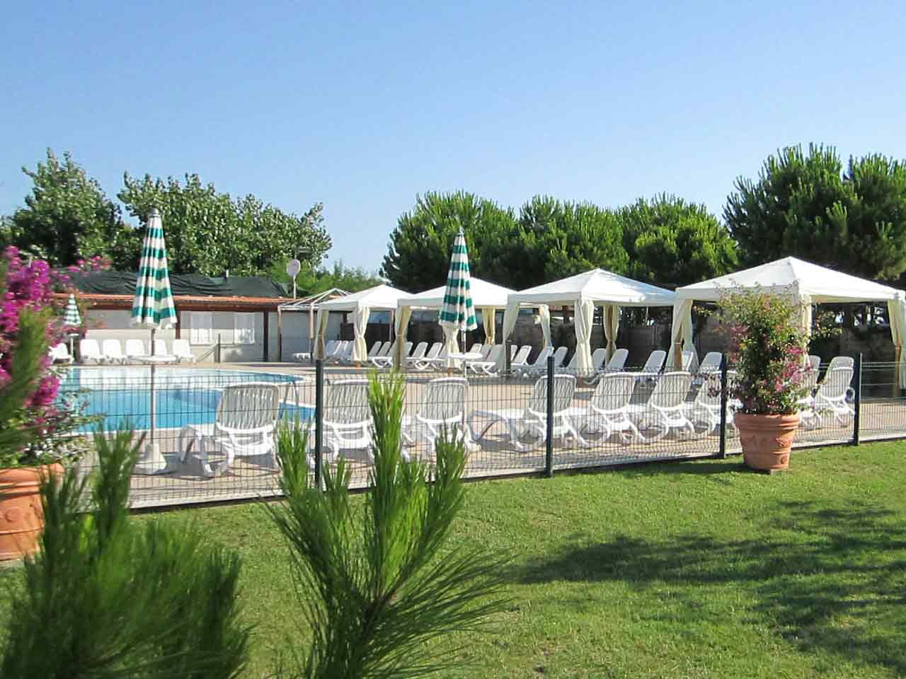 I migliori campeggi al mare: il Pineo Beach Village & Camping a Pineto (TE)