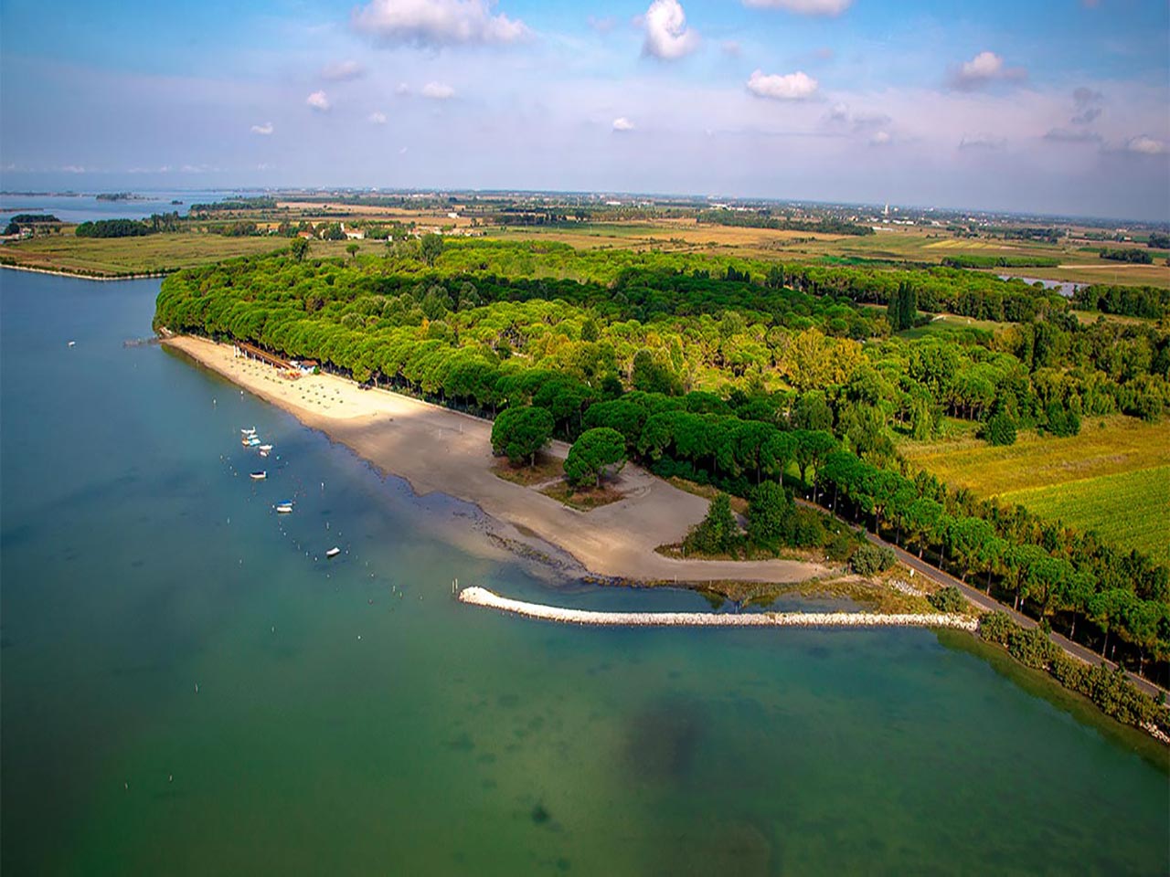 I migliori campeggi in Friuli Venezia Giulia: Il Belvedere Pineta Camping Village a Grado (UD).