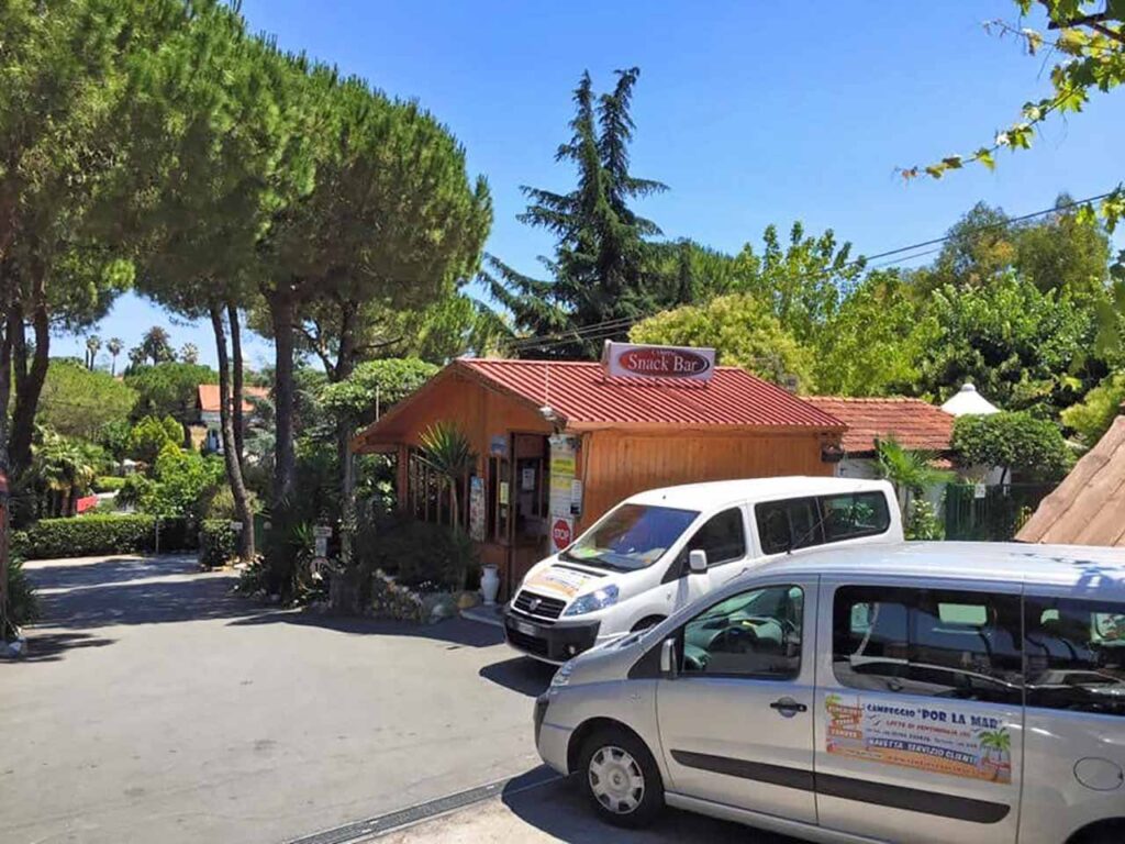 Campeggi in Liguria da non perdere: il Camping Por la Mar a Ventimiglia (IM).