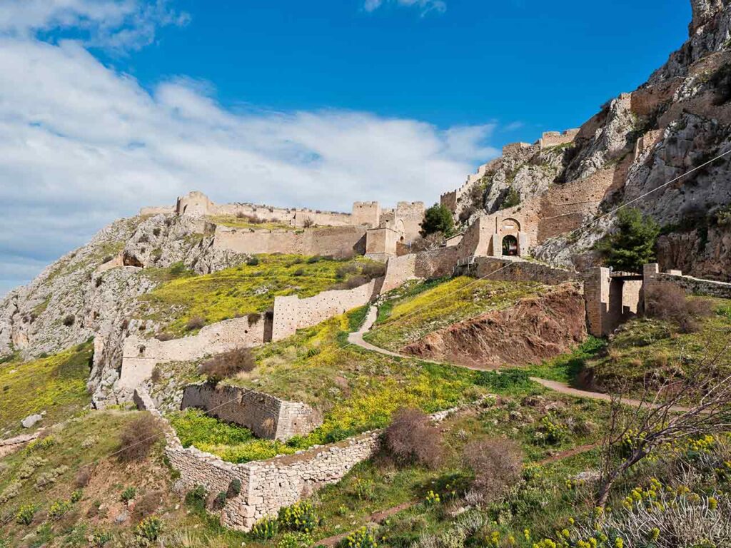Grecia in camper nel Peloponneso: l'Acrocorinto.