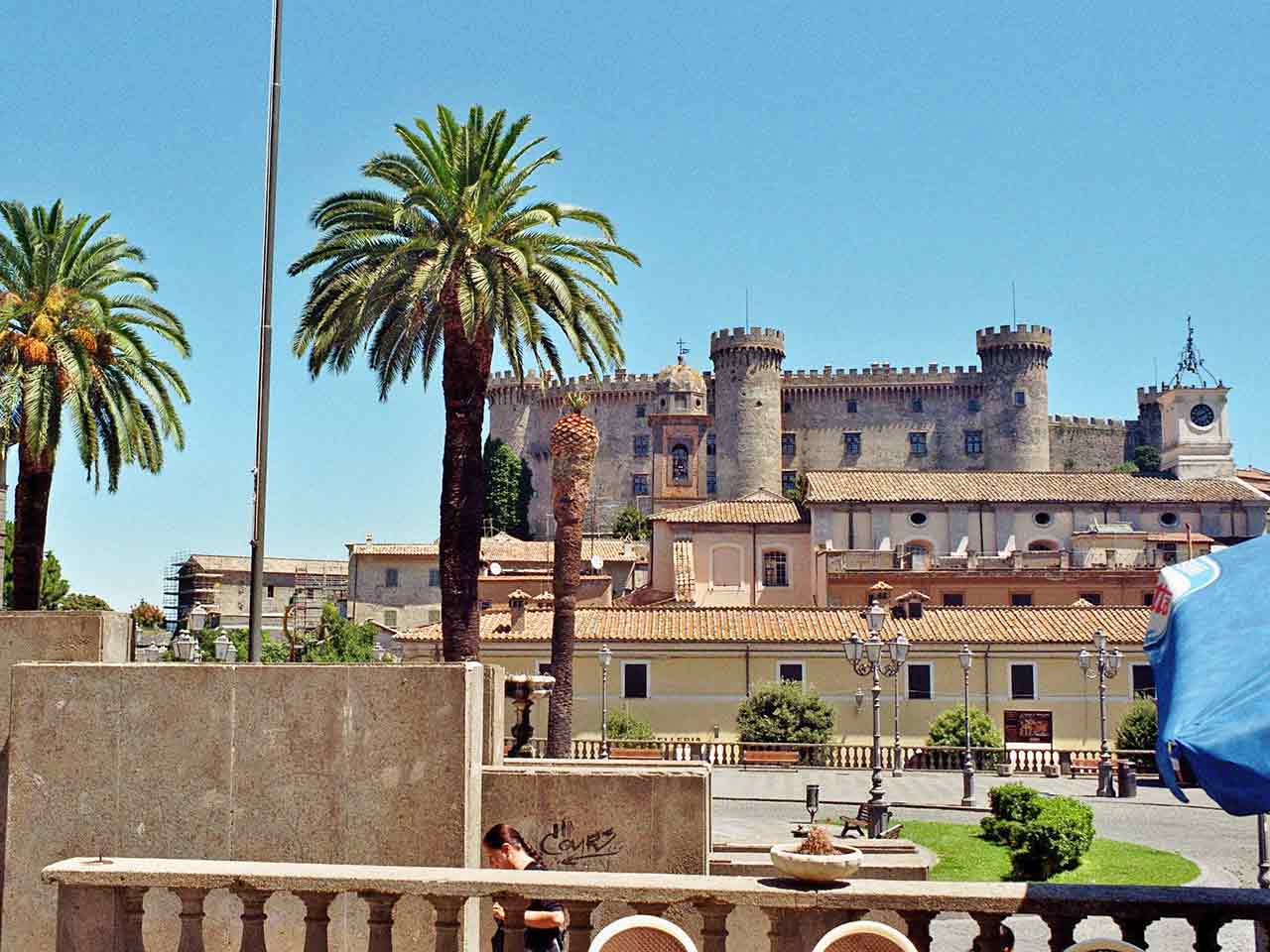 Il Castello Orsini-Odescalchi - In camper al Lago di Bracciano.