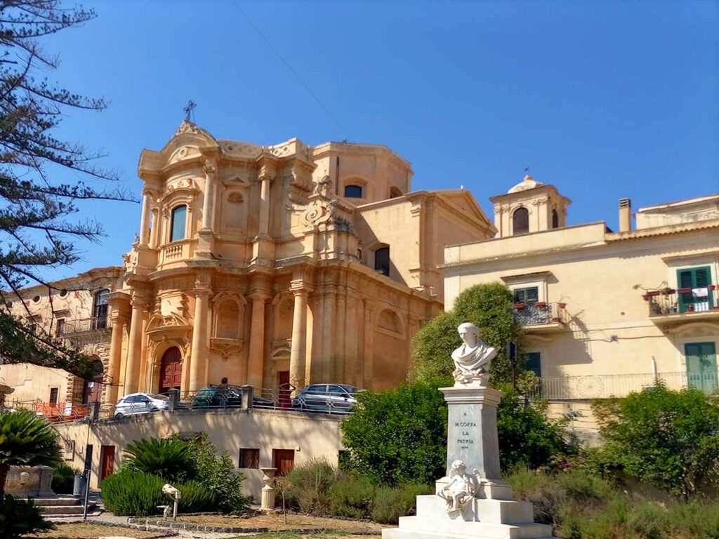La chiesa di San Domenico a Noto.