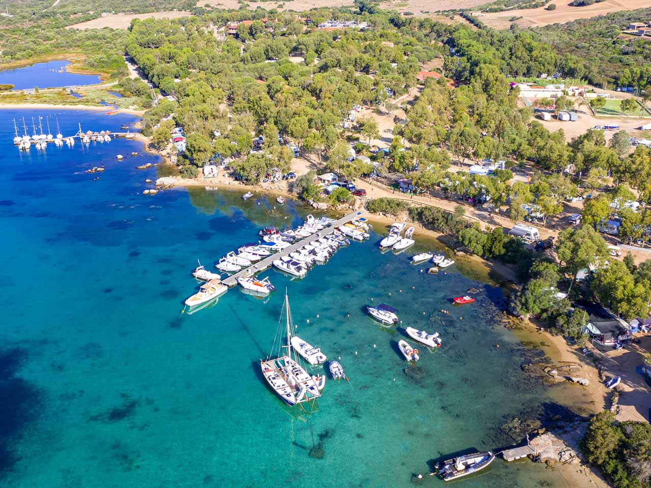 Concorso PLEINAIR ENTRA & VINCI, in palio un buono Baia Holiday: Camping Village Capo d'Orso