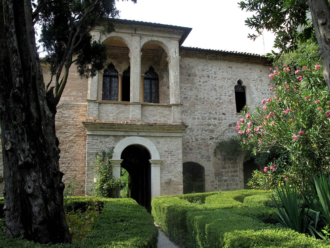 Casa del Petrarca