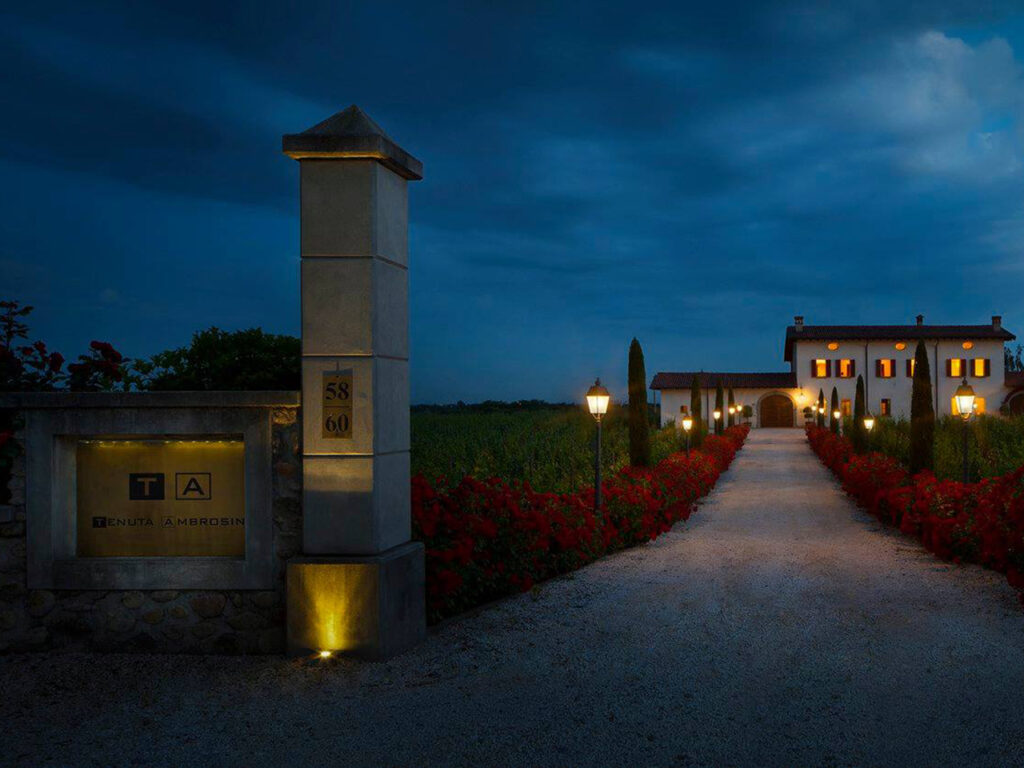 Gli sconti nelle cantine per il vino: la Tenuta ambrosini a Cazzago San Martino (BS).