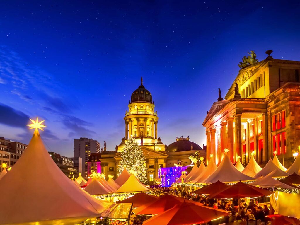 Natale in camper: il Mercatino nella piazza del Gendarmenmarkt a Berlino