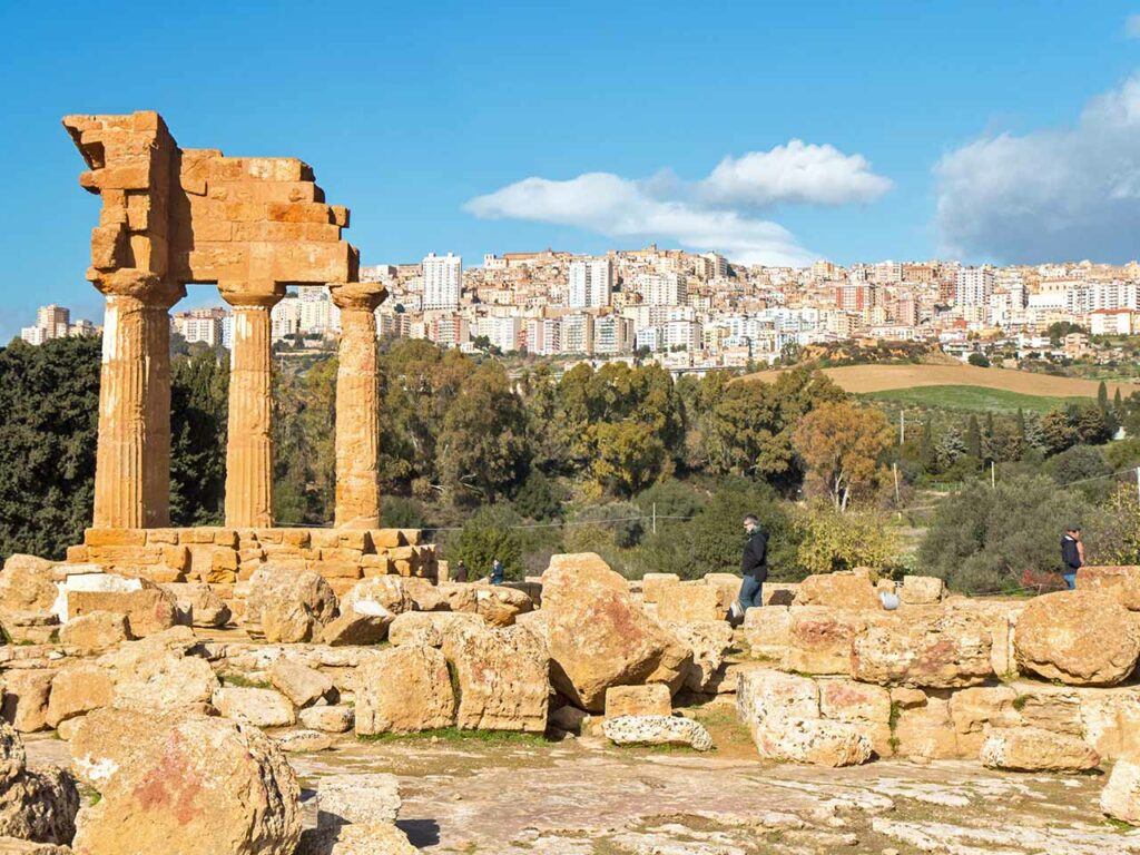 Pasqua e Pasquetta in camper: la Valle dei Templi ad Agrigento.