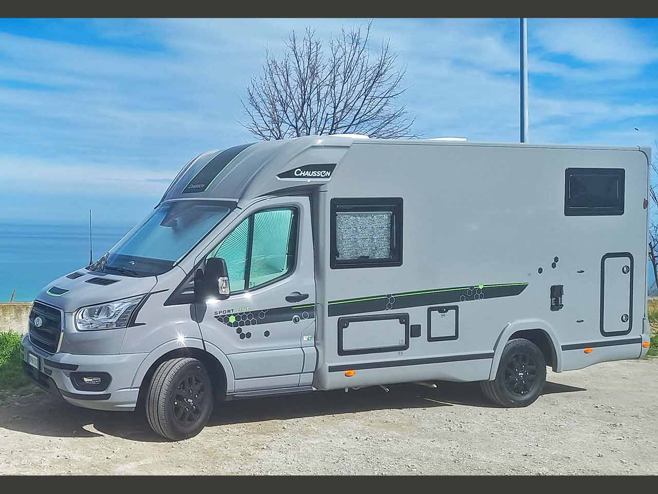 Camper in Viaggio con Manuela e Valerio: il veicolo dei protagonisti della trasmissione