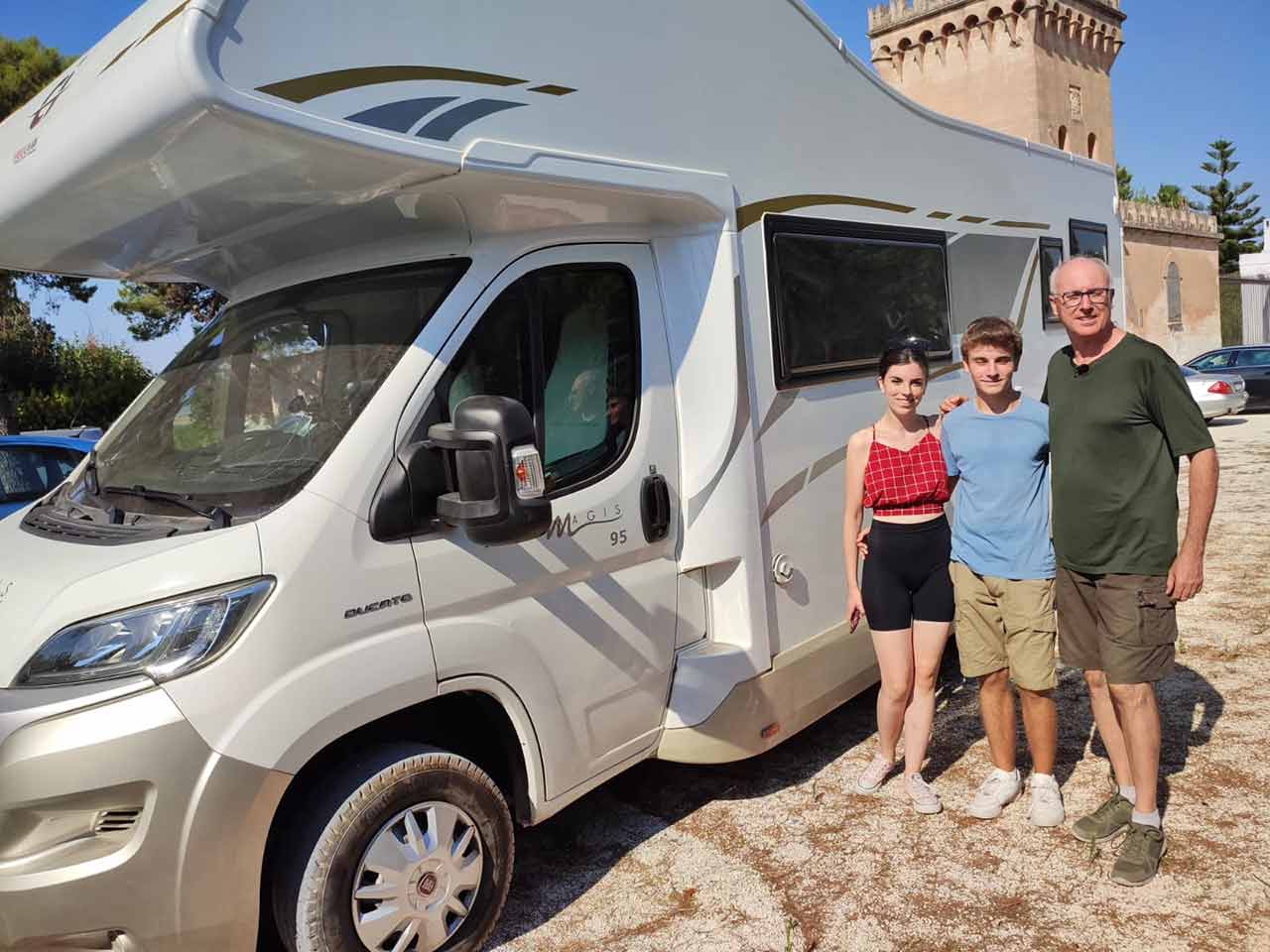 Martino, Maria e Pasquale protagonisti di Camper Rai1