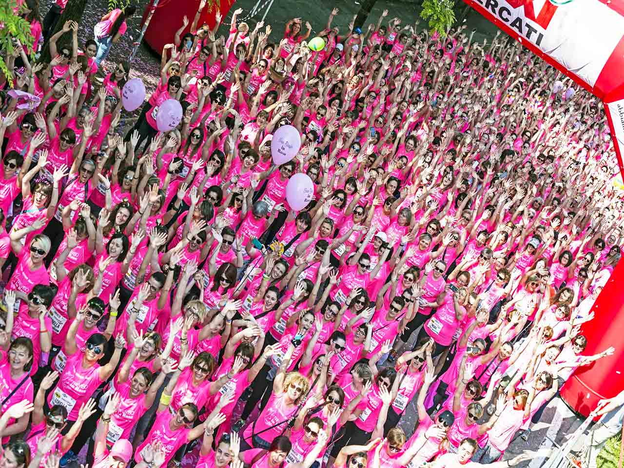 Eventi di aprile per camperisti: un momento della corsa Treviso in Rosa, tutta al femminile.