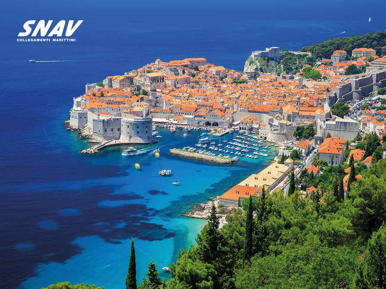 Il porto di Dubrovnik, in Croazia - Promozione Traghetti PLEINAIRCLUB, sconti speciali per la Croazia