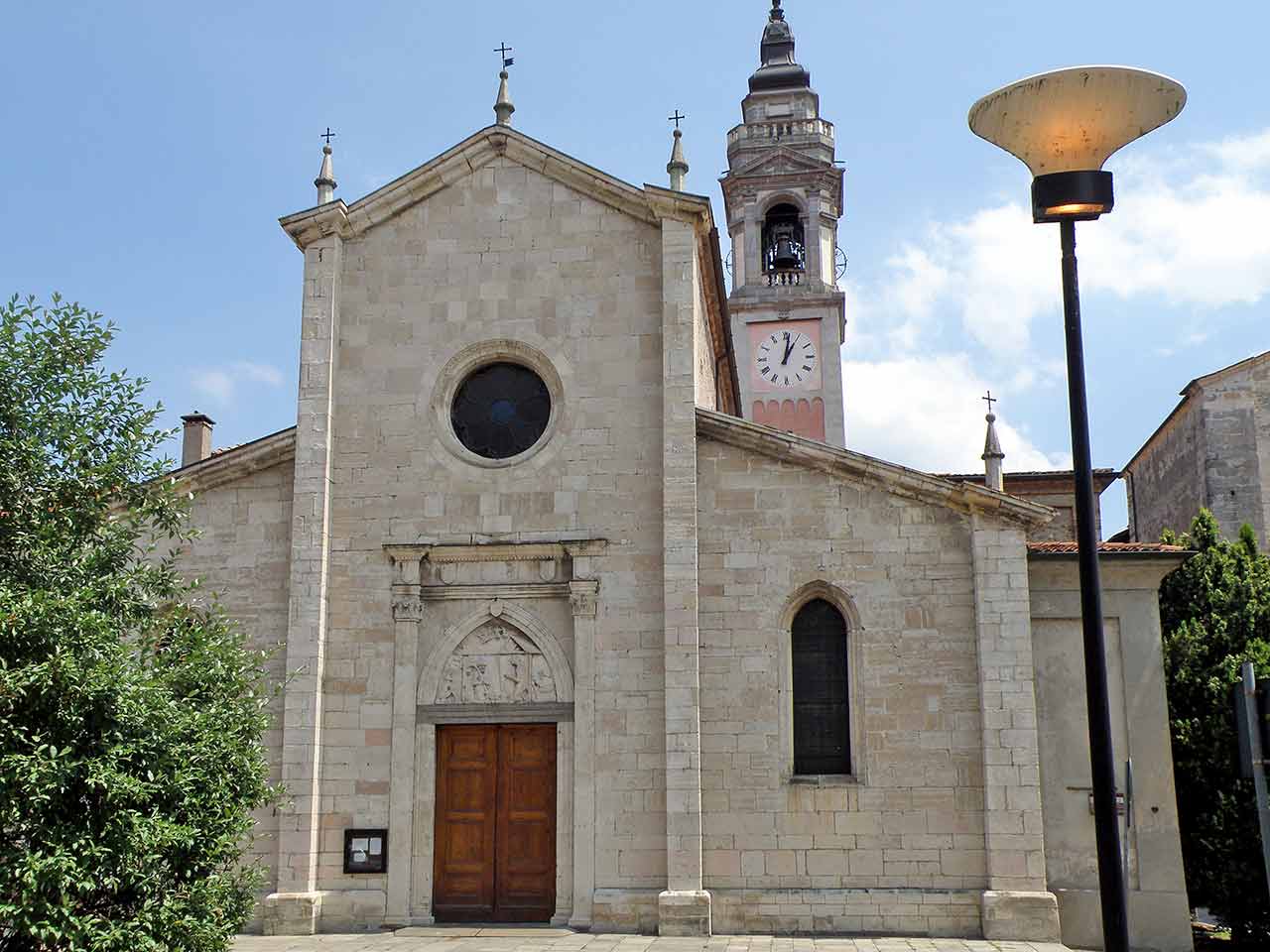 La Collegiata della Natività di Maria Vergine ad Arona.