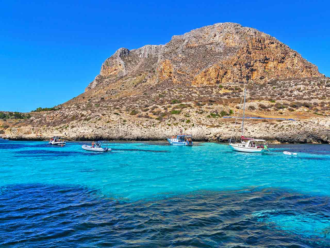 Gli eventi di giugno per i camperisti: il raduno del Traiano Camper Club alle Isole Egadi