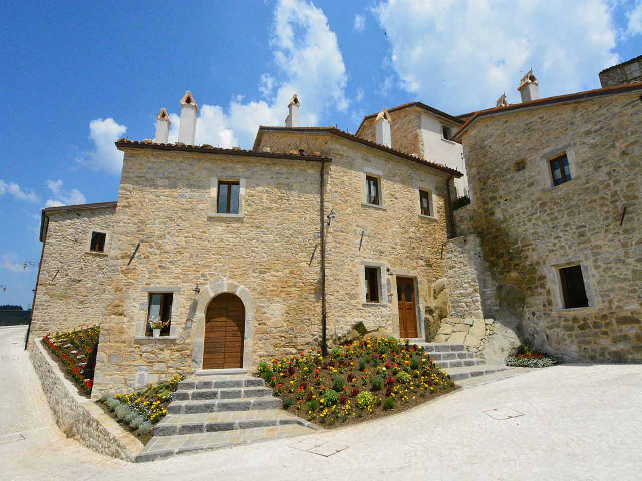 Borgo Tufi a Castel del Giudice