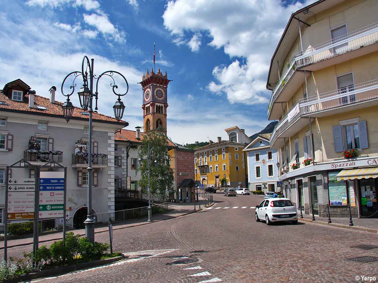 Trentino in camper. Le valli di Fiemme e Fassa - Centro di Cavalese