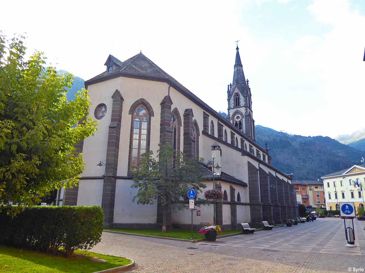 Chiesa parrocchiale dei Santi Filippo e Giacomo a Predazzo