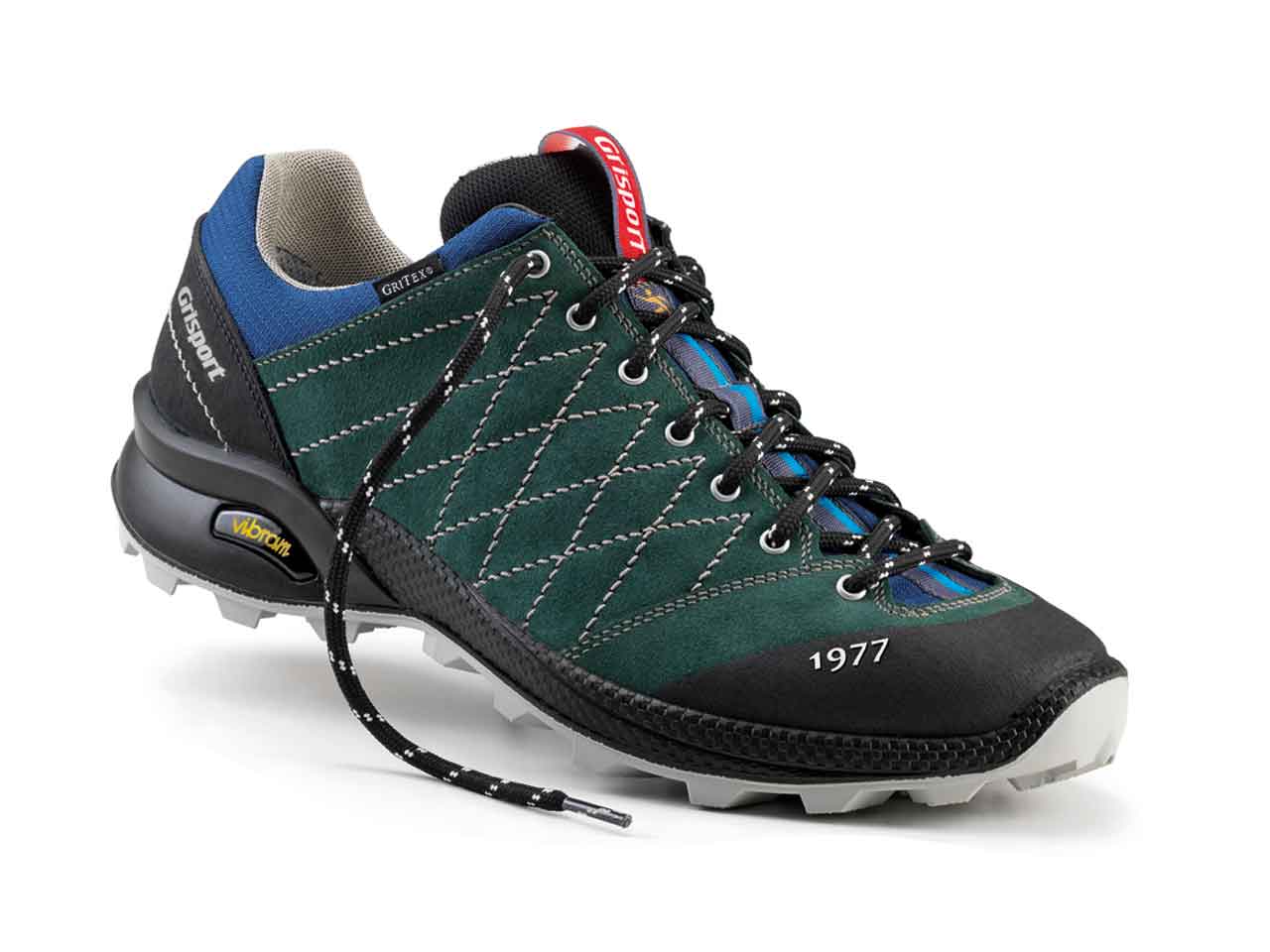 Il materiale necessario per l'escursione a Rocca Calascio: le scarpe da trekking