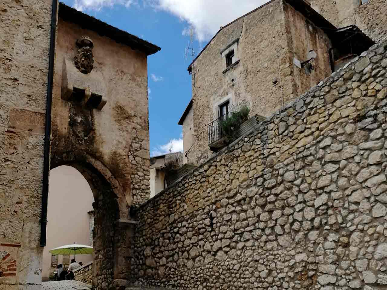 Santo Stefano di Sessanio - In viaggio sul Gran Sasso