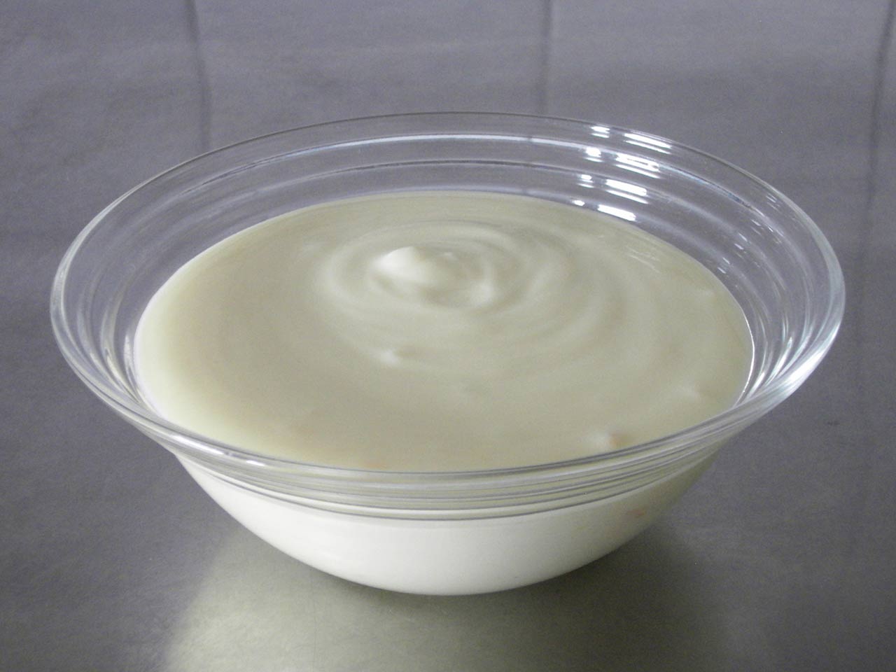 Lo yogurt e gli altri cibi fermentati hanno un ruolo chiave per la salute intestinale.