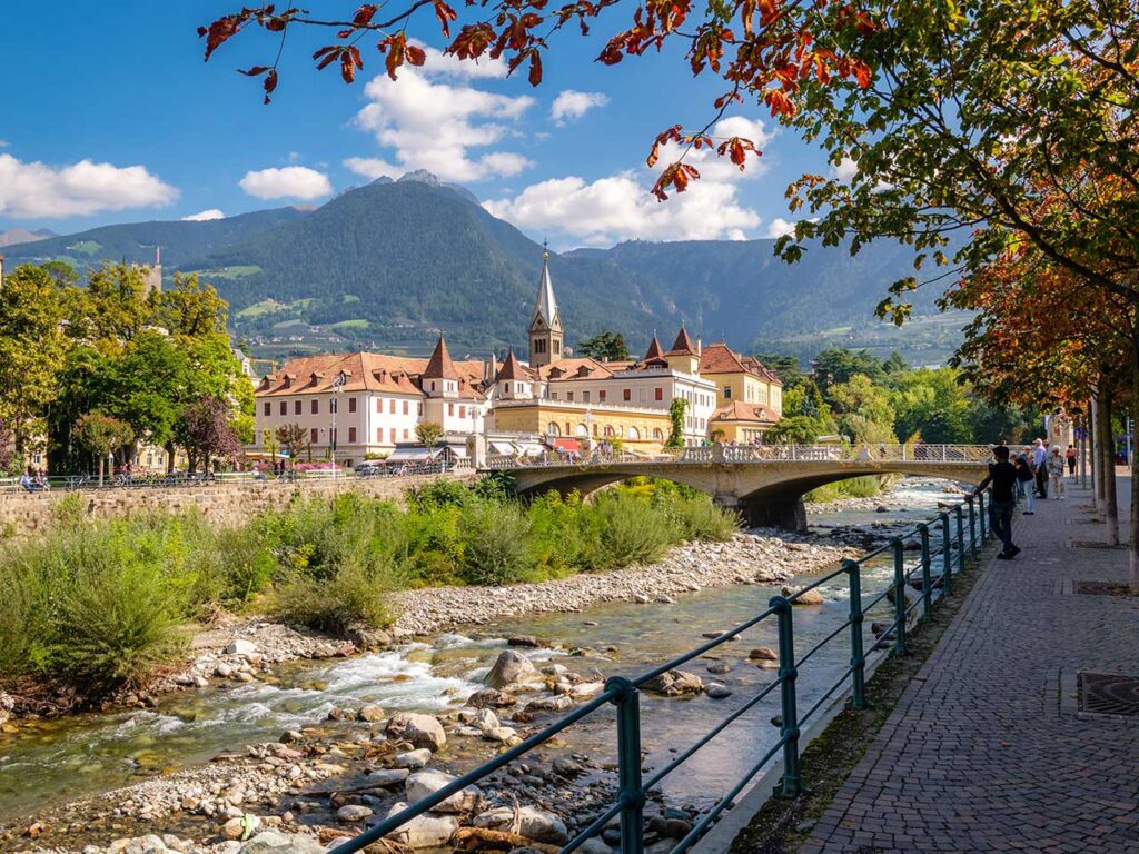Dove andare in camper ad aprile: Merano (BZ).