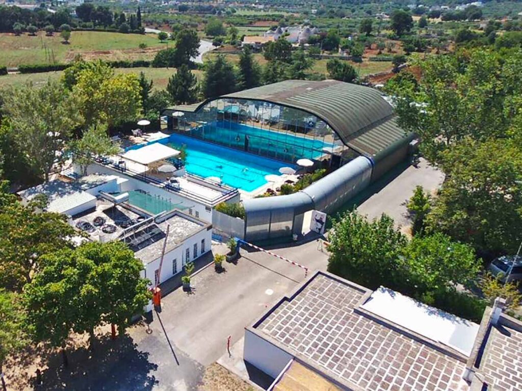 Campeggi in Puglia aperti tutto l'anno: il Camping dei Trulli ad Alberobello (BA). 