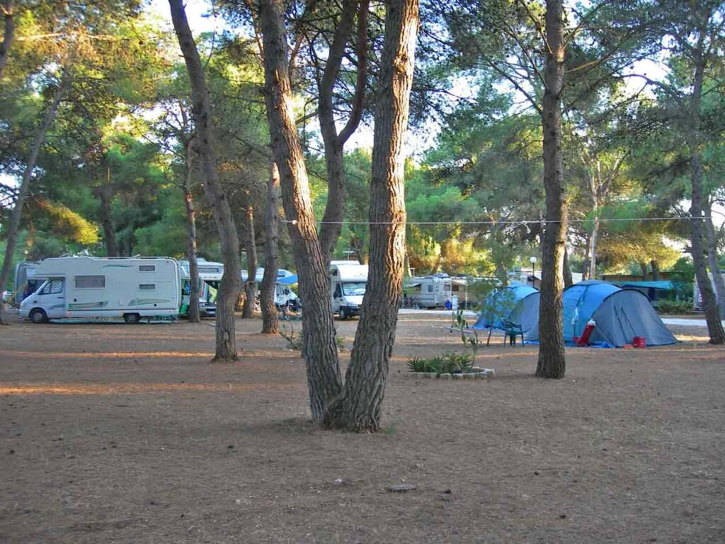 Campeggi in Puglia aperti tutto l'anno: il Villaggio Camping Tiziana a Manduria (TA).
