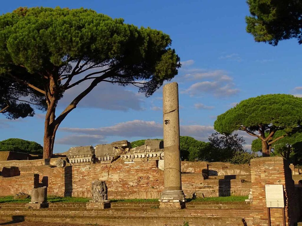 Le rovine di Ostia Antica sono facilmente raggiungibili dal Camping Village Roma Capitol, che puoi vivere con la Promo Club