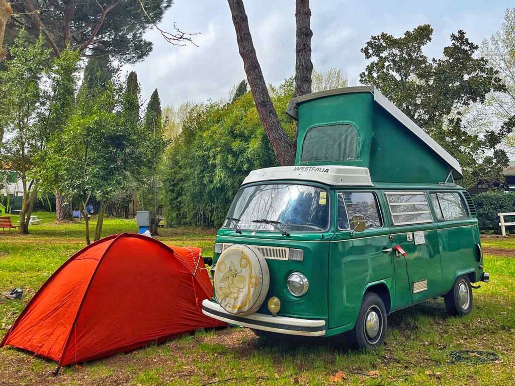 Promo Campeggi a Roma e nel Lazio in occasione del Giubileo: il Camping Amalasunta a Montefiascone (VT).