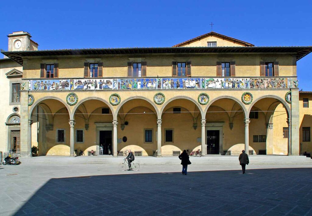 Weekend in Toscana con il camper: lo Spedale del Ceppo a Pistoia.