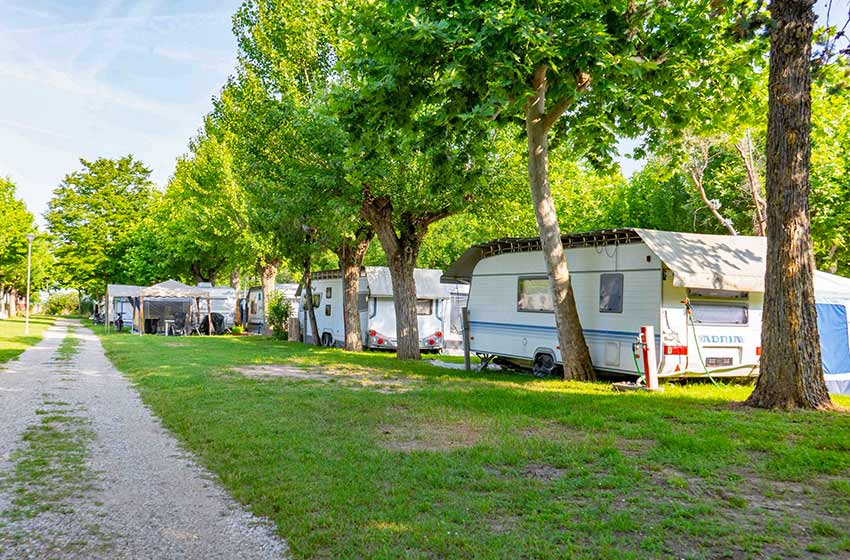Campeggi da non perdere sul Lago di Garda: il Baia Holiday Gasparina a Castelnuovo del Garda (VR).