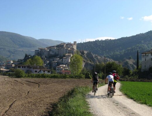 UMBRIA IN MOUNTAIN BIKE