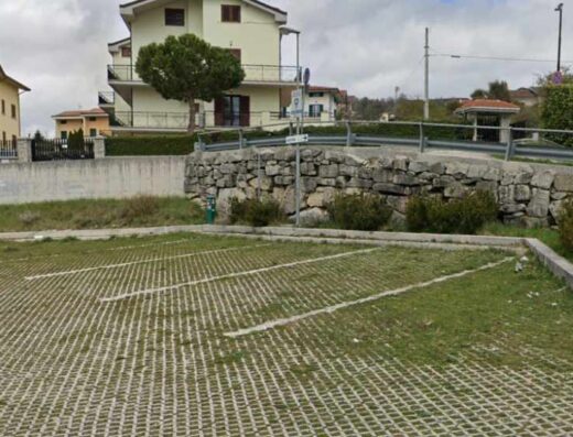 AREA DI SOSTA CAMPER AGNONE STADIO