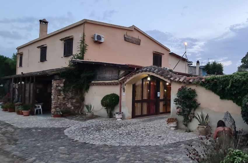 Agricamping il ruscello - sant'anna arresi