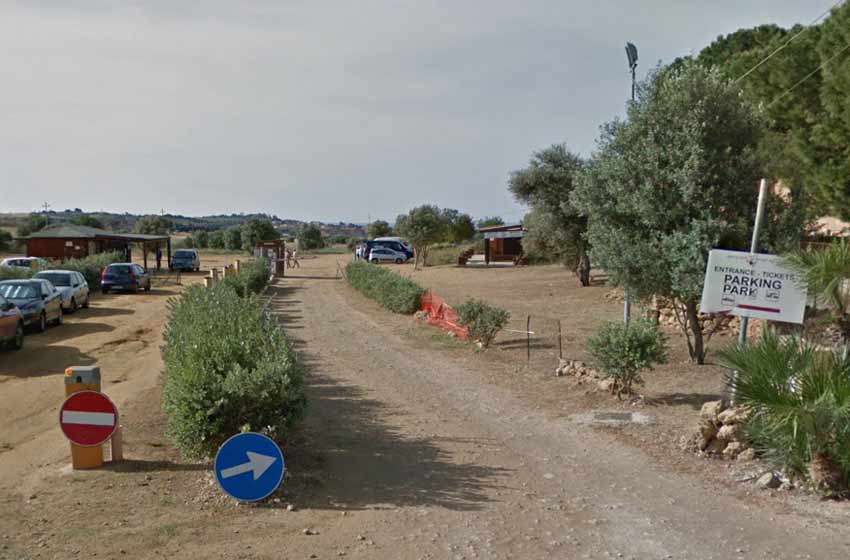 Parcheggio porta v valle dei templi
