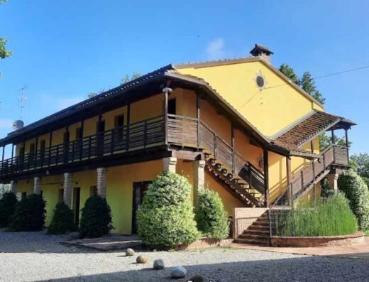 AGRITURISMO AI DUE LAGHI DEL VERGINESE