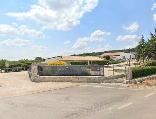 AREA SOSTA CAMPER MONTEGUSTO