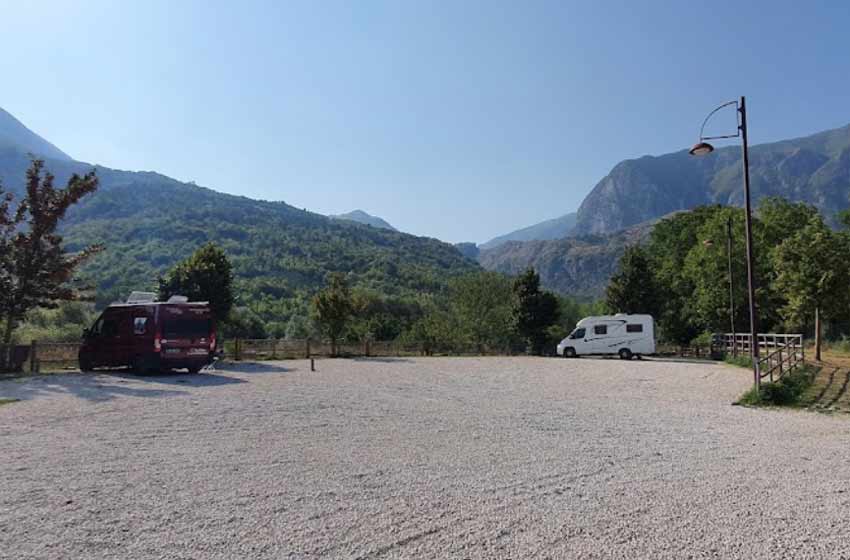 Parcheggio anversa degli abruzzi