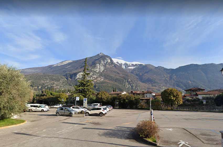 Area sosta camper - "p. carmellini" - arco