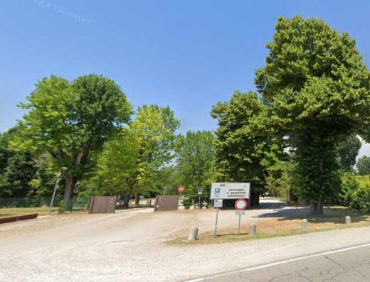 AREA ATTREZZATA SOSTA CAMPER SPARAFUCILE