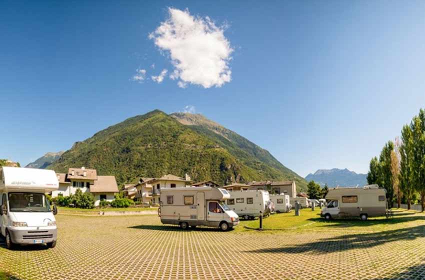 Area sosta camper - tirano