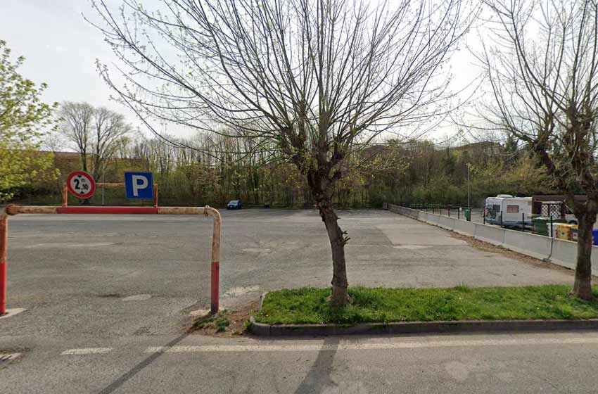 Area sosta camper via suppo