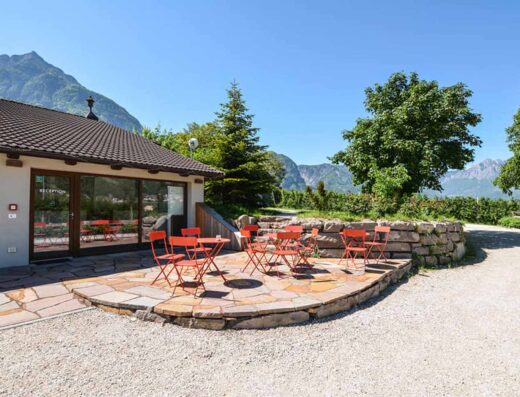 AGRITUR AIRONE BED AND CAMPING