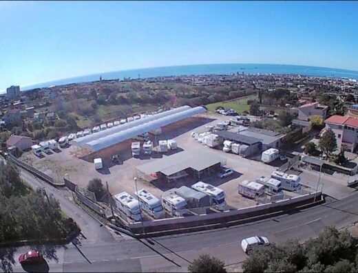AREA SOSTA CAMPER CIVITAVECCHIA