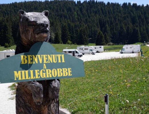 AREA SOSTA CAMPER MALGA MILLEGROBBE