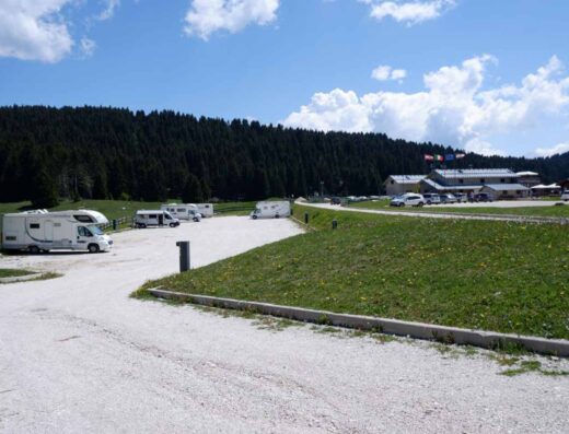 AREA SOSTA CAMPER MALGA MILLEGROBBE