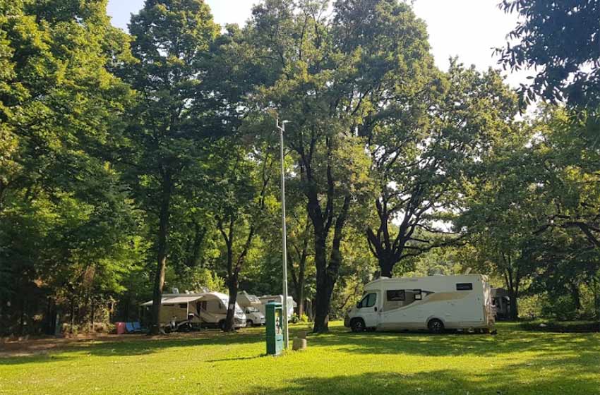 Area sosta camper "sirio" - chiaverano