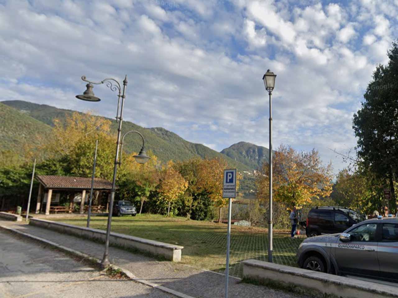 Area sosta camper "lago del turano" castel di tora