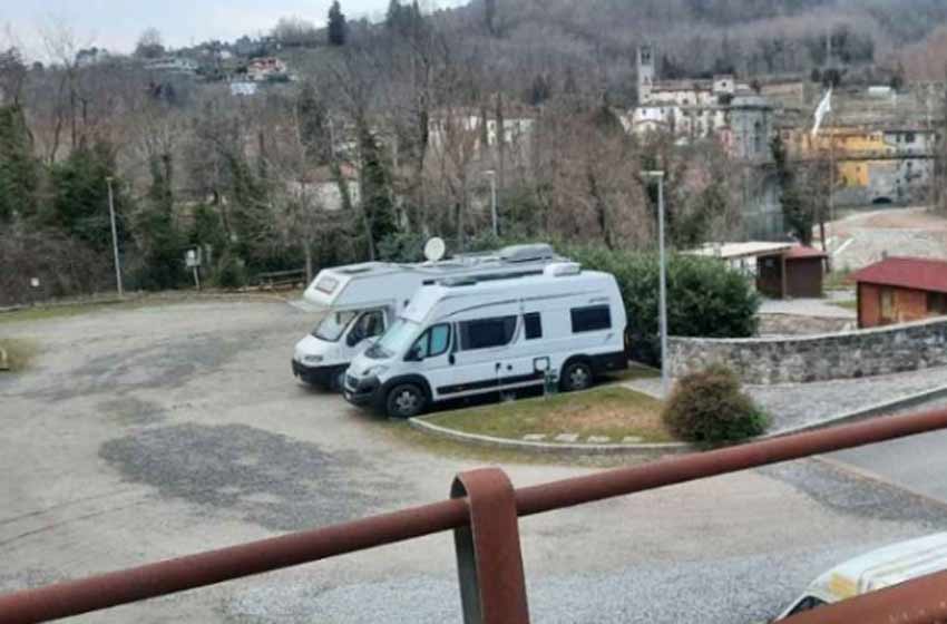 Area sosta camper chifenti - ponte delle catene