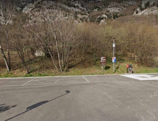 PIAZZOLA DI SOSTA CAMPER