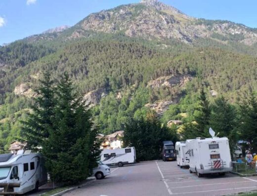 AREA SOSTA CAMPER VOLLON-BRUSSON